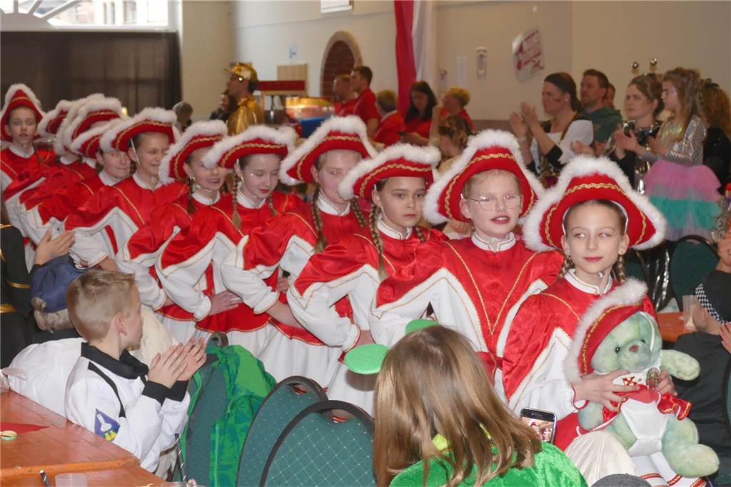 Viele Fotos : Spaß und Frohsinn beim Kinderbüttnachmittag beim KFK Rot-Weiß Südllohn