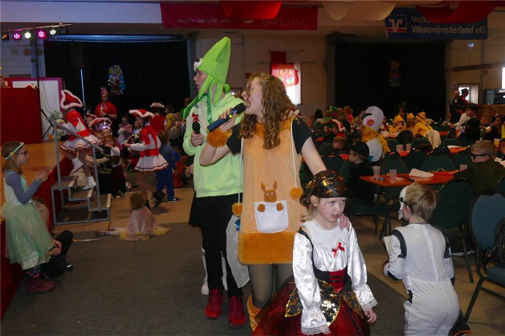 Viele Fotos : Spaß und Frohsinn beim Kinderbüttnachmittag beim KFK Rot-Weiß Südllohn