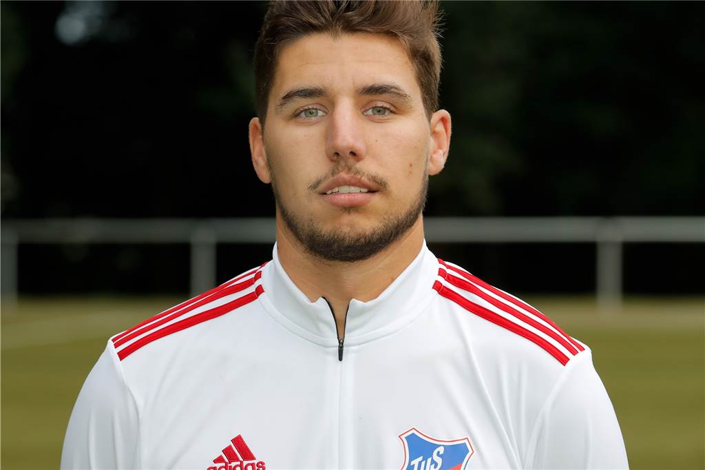 Der Mann, der beim TuS Bövinghausen Legat, Kalpakidis und Karcev überlebt hat Alle prominenten Trainer sind wieder weg, Sven Thormann ist noch immer beim TuS Bövinghausen.