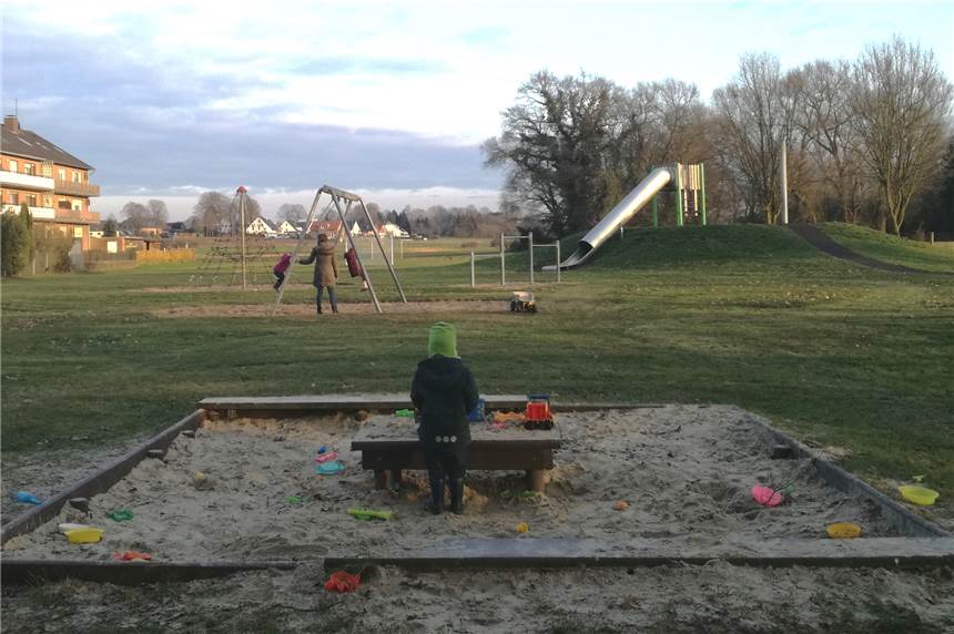 Coronavirus: Kreis Wesel meldet erste Infizierte in Schermbeck Alle Spielplätze in Schermbeck, auch der abgebildete in Gahlen, sind ab jetzt geschlossen.