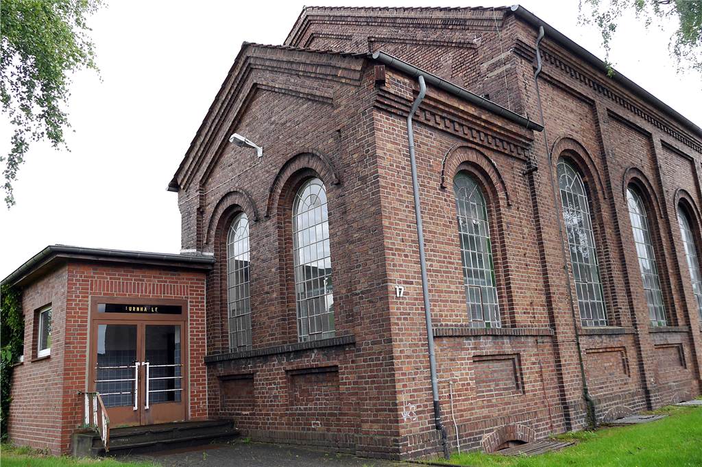 Die ehemalige Sporthalle auf dem Zechengelände.