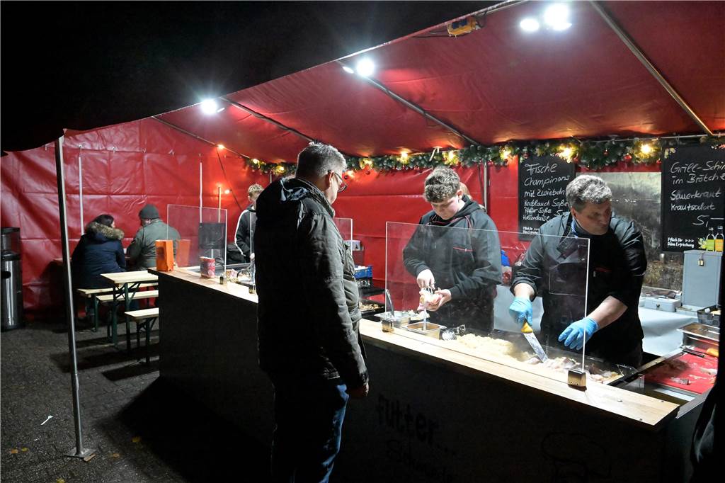 Allerlei Köstlichkeiten gibt es auf dem Selmer Adventsmarkt.