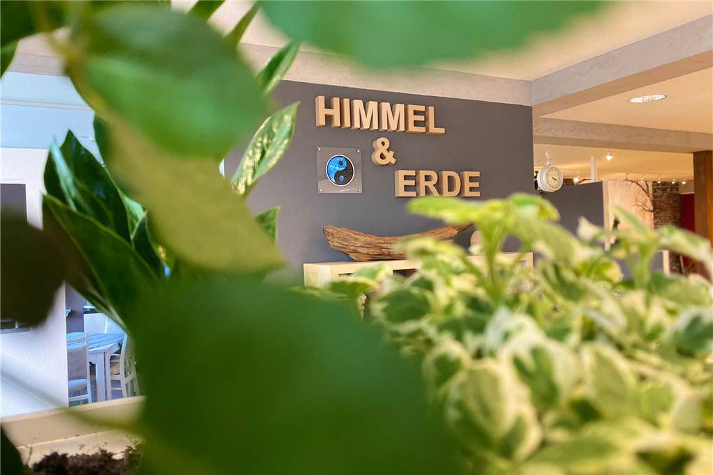 Selmer Bestatter eröffnet neuen Standort m Gewerbegebiet Olfen Alles andere als trist sind die neuen Räume des Bestattungsunternehmens Himmel und Erde.