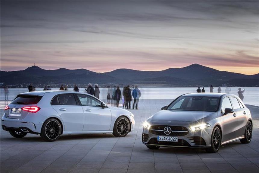 Neue Mercedes A-Klasse startet bei 30 232 Euro Alles neu macht der Mai: zumindest die A-Klasse, die Mercedes dann in vierter Generation zu den Händlern bringt. Foto: Daimler AG