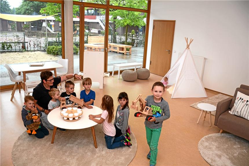 Kita hofft auf Nachschlag für die frühe Betreuung Alltag im DRK-Familienzentrum Prinz Botho in Stadtlohn: Zum Angebot gehören neben der räumlichen Ausstattung (im Bild der jüngste Anbau) auch Öffnungszeiten ab 6 Uhr. Für ihr Fortbestehen ist ein Förderprogramm wichtig.