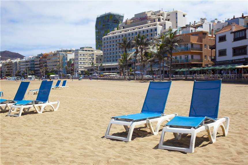 Urlaub in Hotels von Alltours künftig nur noch mit Corona-Impfung Alltours-Hotels wollen künftig nur Corona-Geimpfte einchecken lassen.
