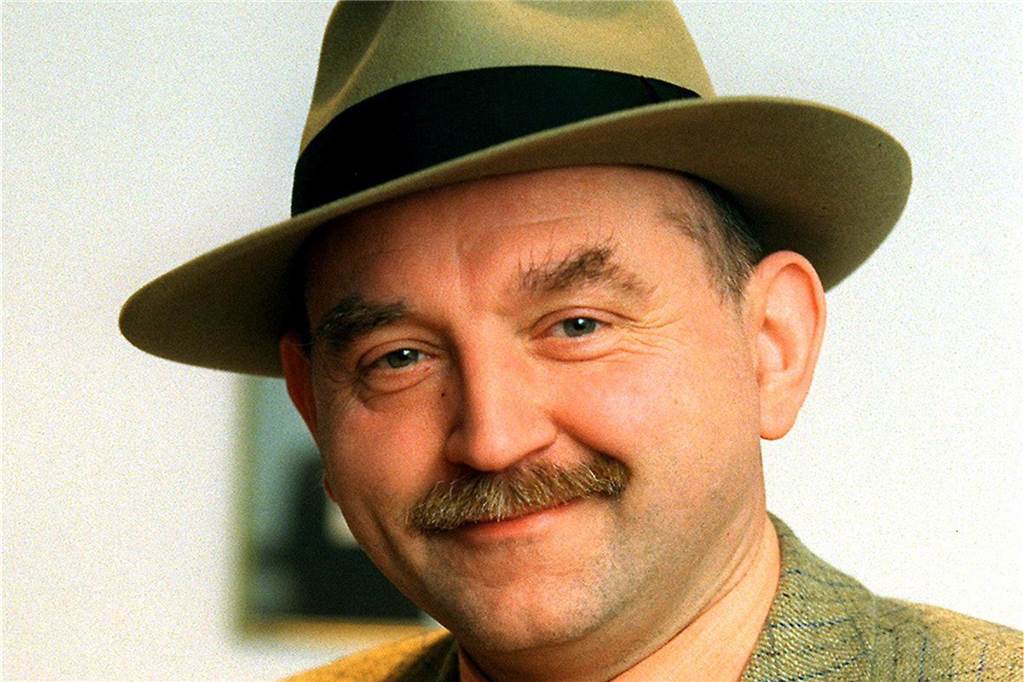 Darum hängt Wilhelm Mohrenstecher nach 40 Jahren den Hut an den Nagel Als junger Mann hat der Lütgendortmunder Einzelhändler Wilhelm Mohrenstecher den Entschluss gefasst, den Hut zu seinem Markenzeichen zu machen.