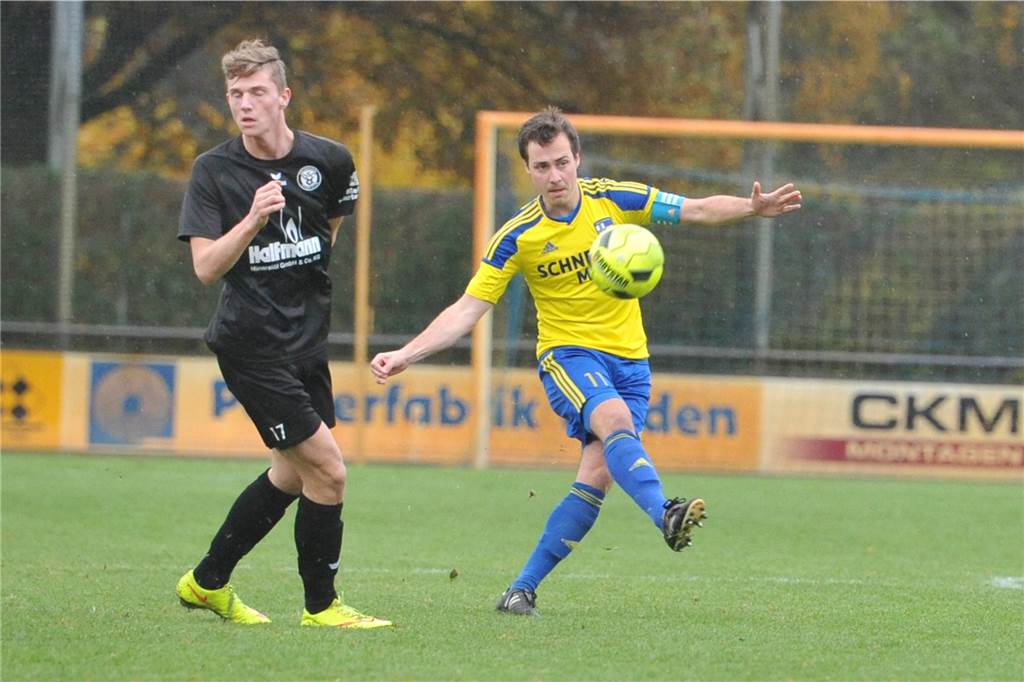 ASV Ellewick freut sich über einen Neuzugang aus der Westfalenliga Als Kapitän spielte Nico Klein-Günnewick (r.) eine tragende Rolle bei der SpVgg Vreden.