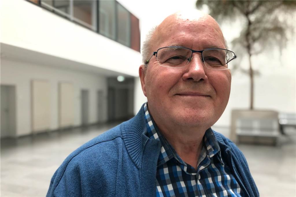 Als Ombudsmann für Pflege im Kreis Unna ist der Fröndenberger Norbert Zimmering bei Beschwerden eine Art Mediator zwischen Angehörigen, Heimbewohnern und den Pflegekräften in Pflegeeinrichtungen.