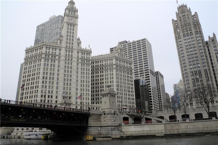Alte Wolkenkratzer prägen das Stadtbild Chicagos. Doch die US-Metropole hat auch eine jahrzehntelange Blues-Geschichte. Mehr darüber zu erfahren, ist im neuen Blues-Museum. Foto: Michael Zehender