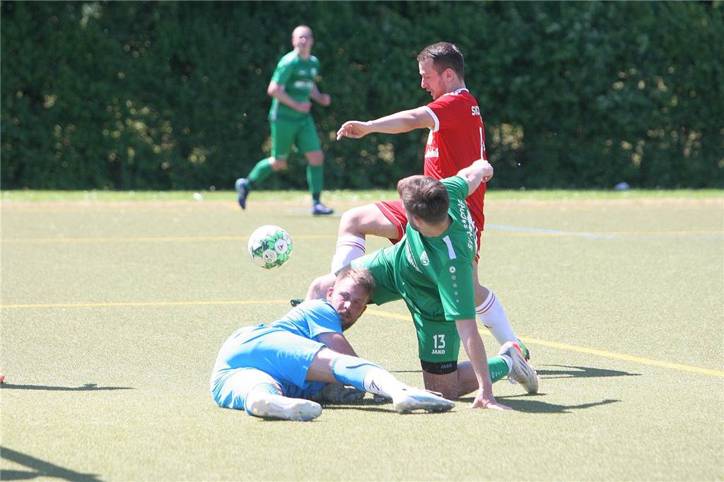 Gahlen II bleibt Barkenberg auf den Fersen, doch der TSV Marl-Hüls ist wohl raus aus dem Titelrennen SV Altendorf-Ulfkotte - Sickingmühler SV 13:1