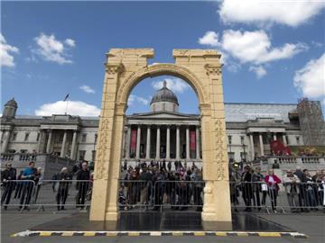 Altes Palmyra im London von heute. Foto: Will Oliver
