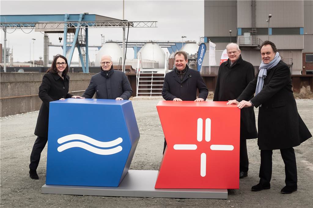 Phosphor geht zu Neige: Technik und Know-How aus Lünen sollen helfen Am 1. März 2019 wurde in Hamburg der Grundstein zur weltweit ersten Phosphor-Recycling-Anlange gelegt - mit Know-How aus Lünen.