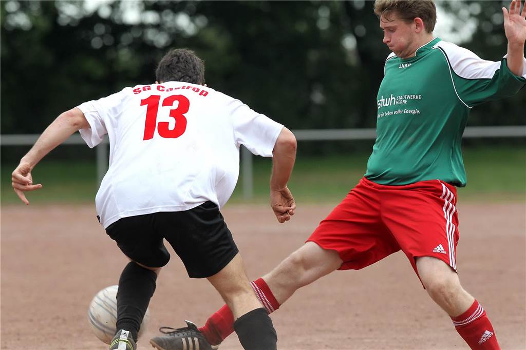 Am 11. Juni 2011 standen sich die SG Castrop und der VfB Börnig auf dem Ascheplatz des ESV Herne gegenüber. In einem Entscheidungsspiel kämpften die beiden Teams darum, den Abstieg in die Kreisliga B abzuwenden. Letztlich hatte die SG mit 5:3 (1:1/1:0) nach Elfmeterschießen die Nase vorn.