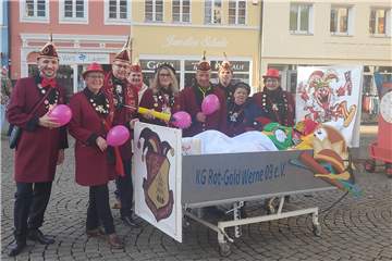 Am 11.11. um 11.11 Uhr wird der Hoppeditz auf dem Werner Marktplatz geweckt.
