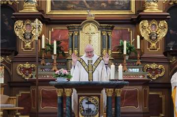 Am 14. Februar 2021 öffnete die Kapuzinerkirche wieder seine Türen für die Gemeinde und feierte seit der Schließung aufgrund der Renovierungsarbeiten die erste Euchariestiefeier.
