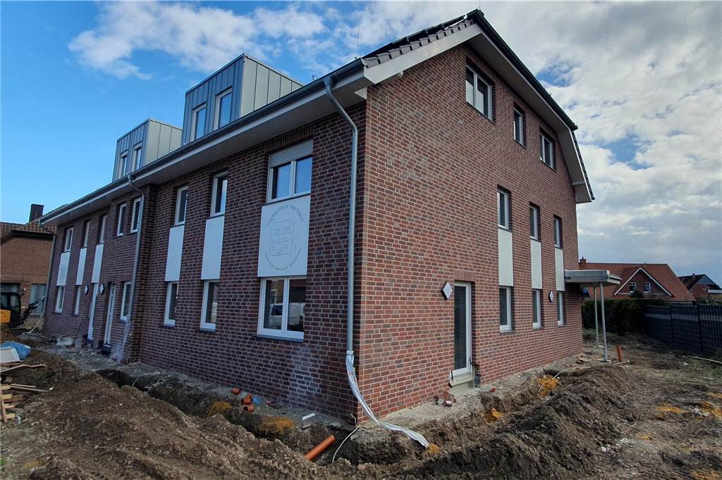 Großer Umzug für Herberner Tagespflege in das neue Gebäude steht bevor Am 16. März 2022 setzten Theresa und Tobias Trittschack den ersten Spatenstich für ihre Tagespflege in Herbern. Nun sind alle Bauarbeiten fast abgeschlossen.