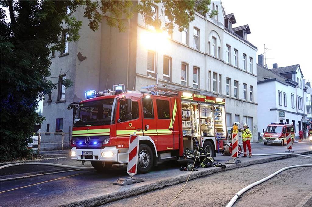 „Wegen Feuerteufel musste ich ins Hotel“: Mann wegen Brandserie in Angst Am 17. Juni brannte es im Keller eines Mehrfamilienhauses an der Martener Straße.