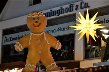 Am 18. November startete der Weihnachtsmarkt in Lünen mit 2G-Regeln. Bisher gab es bei den Kontrollen keine Probleme.