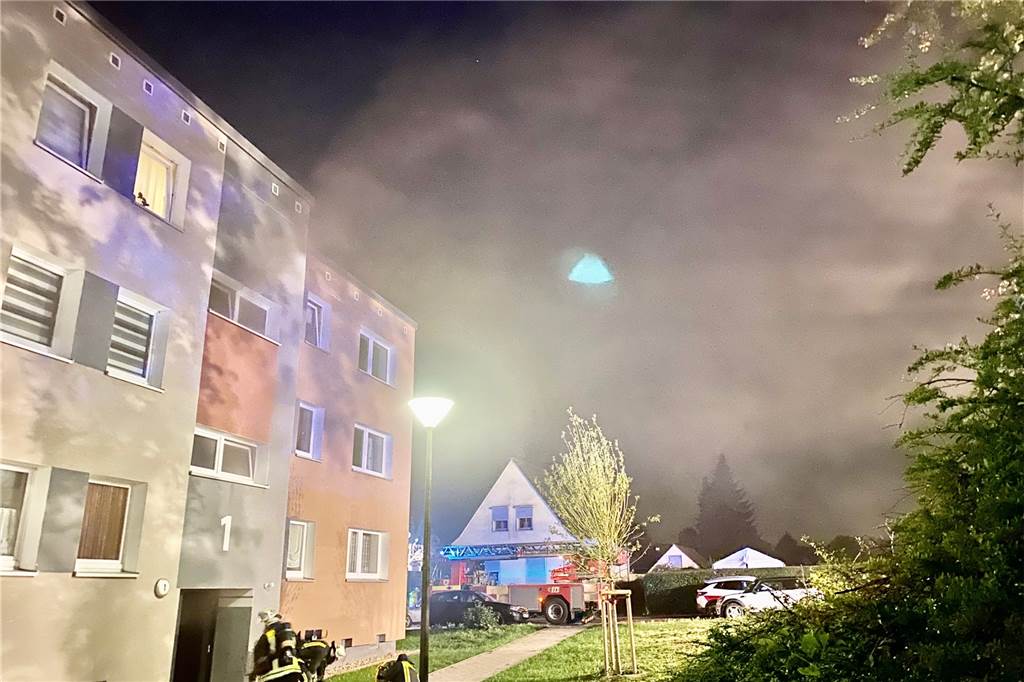 Nach Kellerbränden: Vonovia will Mieter durch Sicherheitsdienst schützen Am 19. Juli wurde gegen 3.55 Uhr im Keller eines Mehrfamilienhauses am Kiepeweg 1 in Westfilde ein Feuer gelegt. Die Polizei ermittelt wegen schwerer Brandstiftung und sucht Zeugen.