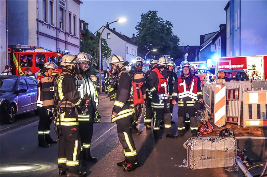Geht in Dortmund ein Feuerteufel um? Ermittlungen wegen 10 Brandstiftungen Am 21. Juni brannte es in einem Keller an der Straße Elsborn in Kirchlinde.