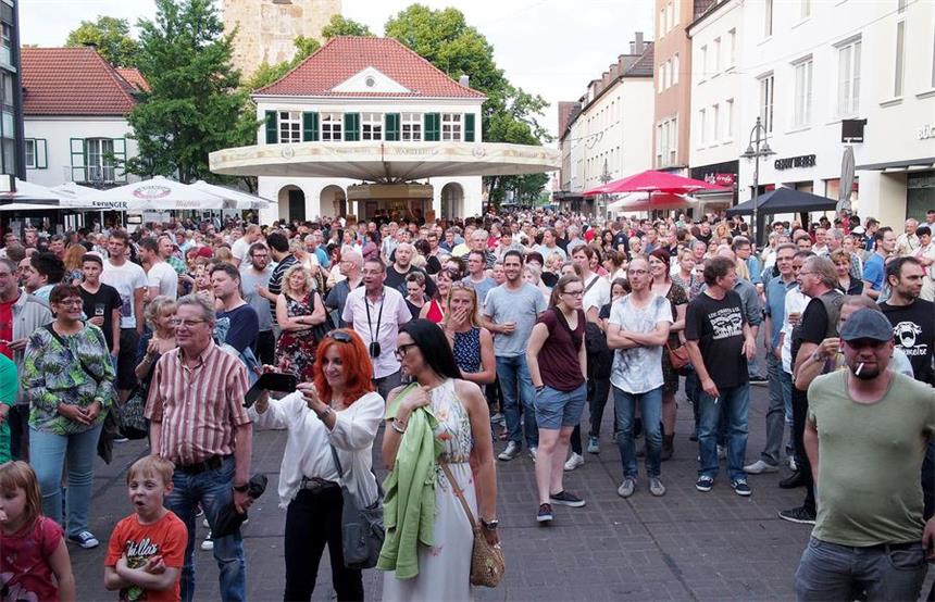 So war der Altstadtfest-Samstag Am Altstadtfest-Samstag ging es etwas ruhiger zu.