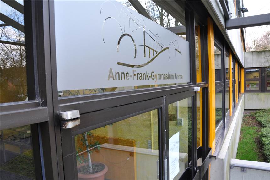 Anne-Frank-Gymnasium vermeldet weitere Coronafälle: Fast ganze Stufe ist betroffen Am Anne-Frank-Gymnasium in Werne sind am Montag (23. November) weitere Coronafälle bekannt geworden. Wieder sind viele Schüler von der Quarantäne betroffen.