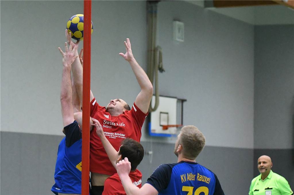 Bilder vom Spieltag: Impressionen HKC Albatros gegen Adler Rauxel und Adler/GW gegen HKC 3 Am bereits zweiten Regionalliga-Spieltag der Korfballer im neuen Jahr setzte sich der KV Adler Rauxel gegen den HKC Albatros mit 19:11 durch