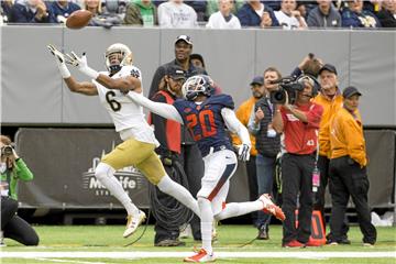 Am College von Notre Dame hat er für Furore gesorgt, jetzt will der deutschstämmige Equanimeous St. Brown (weißes Trikot) zum NFL-Star werden.
