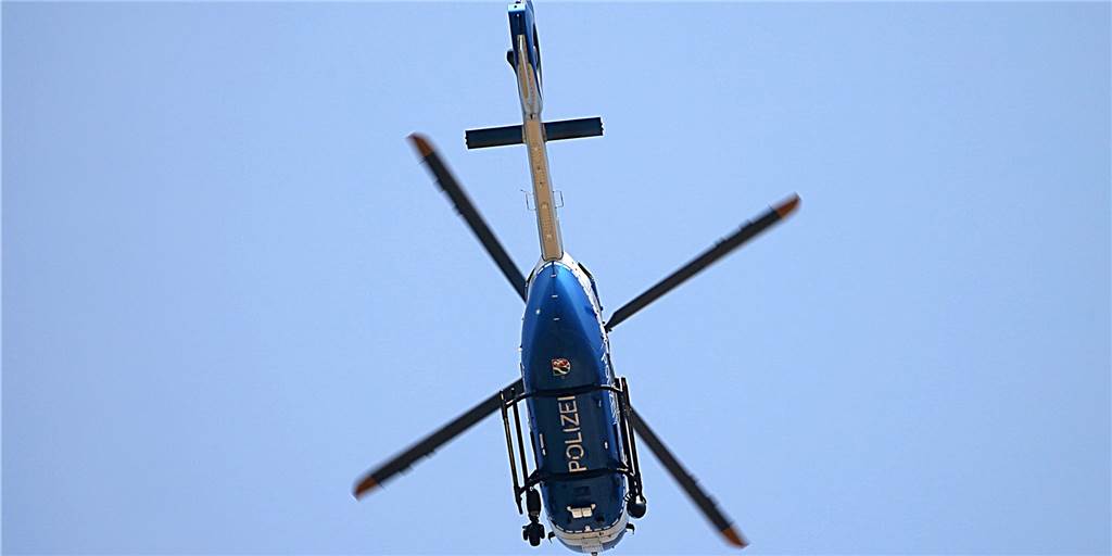 Polizei fahndet mit Hubschrauber in Dorsten Polizeihubschrauber