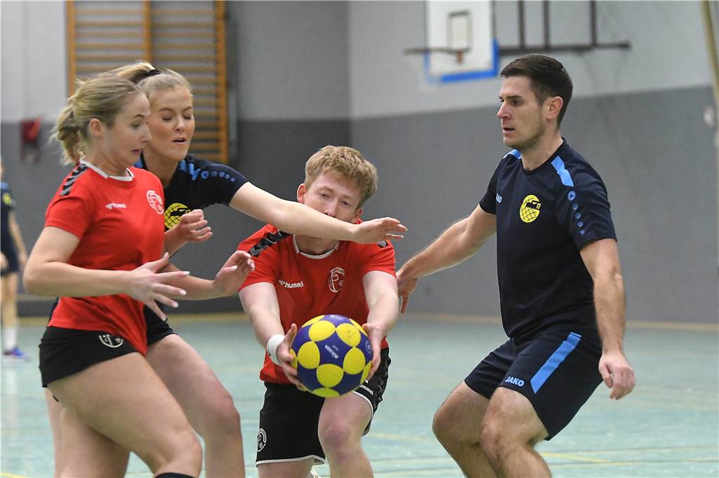 Am dritten Advent und den Samstag davor gab es Juniorenfußball, Handball und Korfball in Castrop-Rauxel.