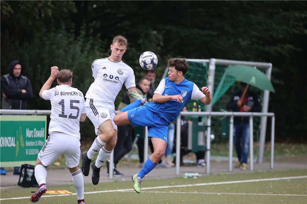 Am elften Spieltag der Bezirksliga kämpfte der FC Frohlinde als Schlusslicht beim TuS Bommern um wichtige Punkte und verlor mit 0:4 (0:3).
