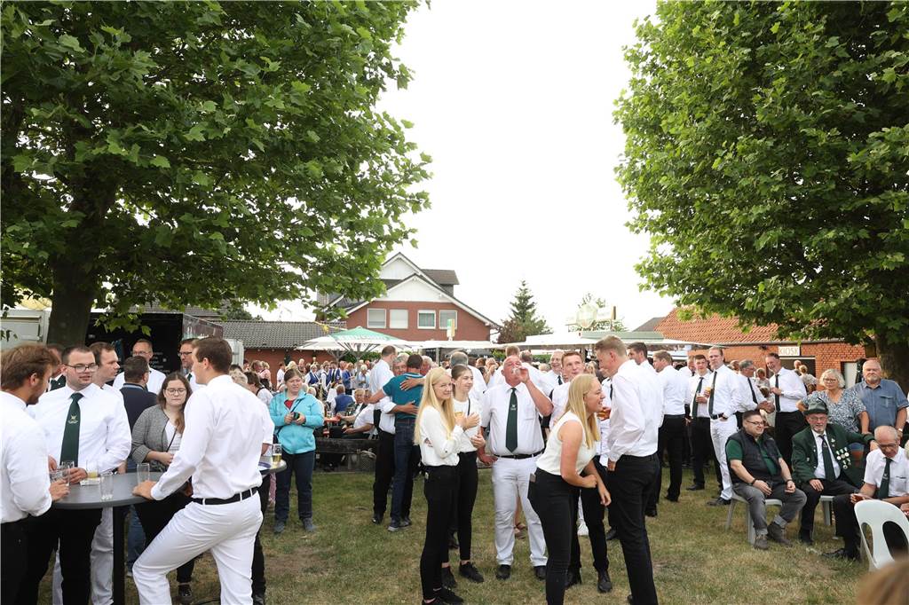Am ersten Abend des diesjährigen Schützenfestes der Schützenbruderschaft St. Lambertus Ascheberg - Osterbauer sind alle auf ihre Kosten gekommen.