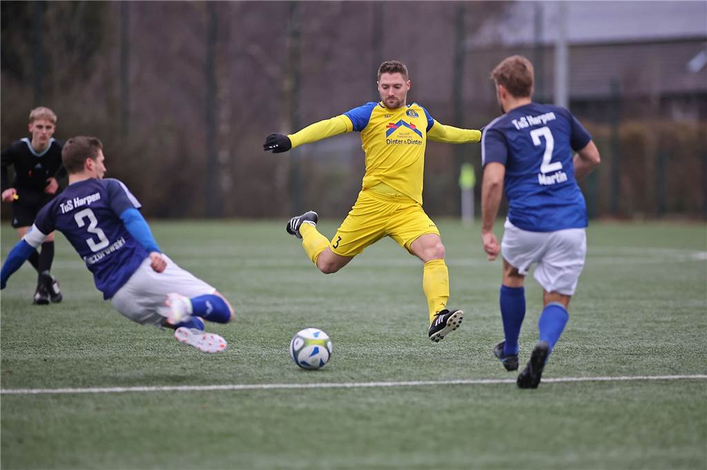 Am ersten Rückrundenspieltag der Bezirksliga musste sich die Spvg Schwerin dem TuS Harpen nach dem 3:3 im Hinspiel am heimischen Grafweg mit 1:2 geschlagen geben.