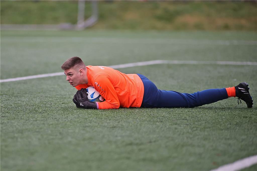 Am ersten Rückrundenspieltag der Bezirksliga musste sich die Spvg Schwerin dem TuS Harpen nach dem 3:3 im Hinspiel am heimischen Grafweg mit 1:2 geschlagen geben.
