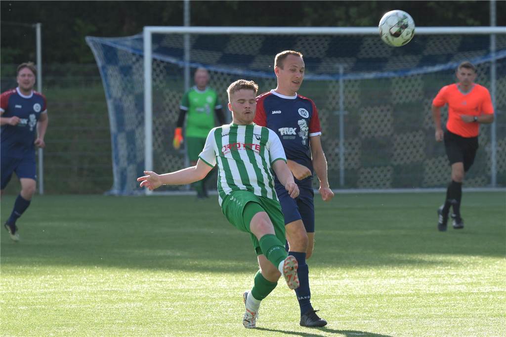 Am ersten Tag des Aurubis Cups siegten Westfalia Wethmar (2:0 gegen Teutonia SuS Waltrop) und der PSV Bork (1:0 gegen den BV Lünen).