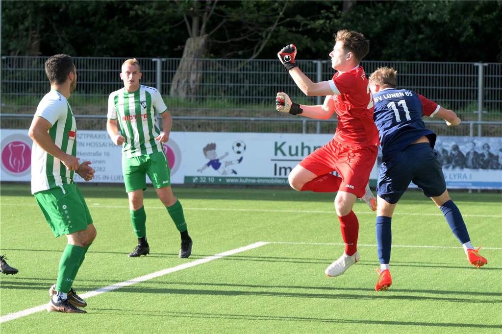 Am ersten Tag des Aurubis Cups siegten Westfalia Wethmar (2:0 gegen Teutonia SuS Waltrop) und der PSV Bork (1:0 gegen den BV Lünen).