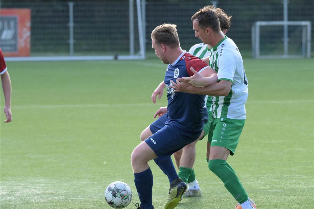 Am ersten Tag des Aurubis Cups siegten Westfalia Wethmar (2:0 gegen Teutonia SuS Waltrop) und der PSV Bork (1:0 gegen den BV Lünen).