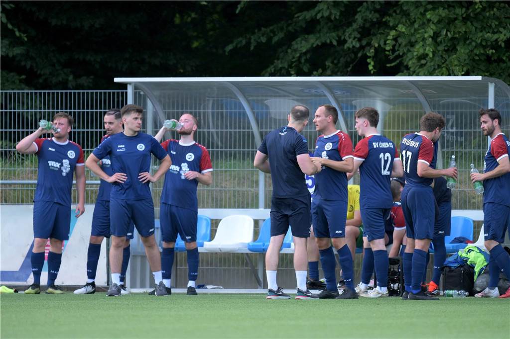 Am ersten Tag des Aurubis Cups siegten Westfalia Wethmar (2:0 gegen Teutonia SuS Waltrop) und der PSV Bork (1:0 gegen den BV Lünen).
