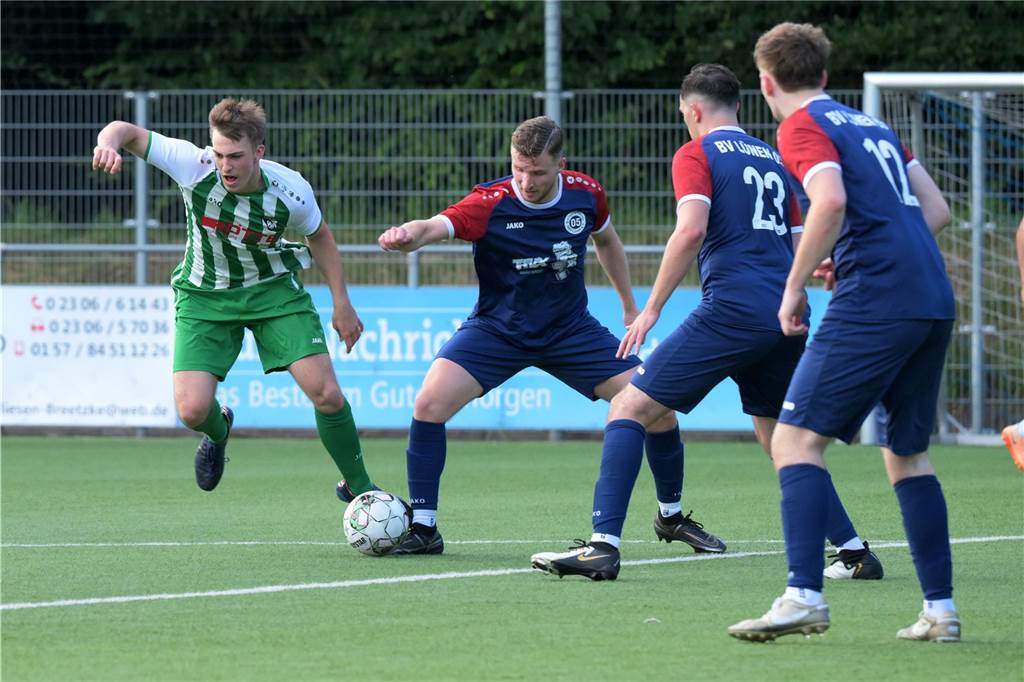 Am ersten Tag des Aurubis Cups siegten Westfalia Wethmar (2:0 gegen Teutonia SuS Waltrop) und der PSV Bork (1:0 gegen den BV Lünen).