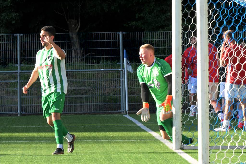 Am ersten Tag des Aurubis Cups siegten Westfalia Wethmar (2:0 gegen Teutonia SuS Waltrop) und der PSV Bork (1:0 gegen den BV Lünen).