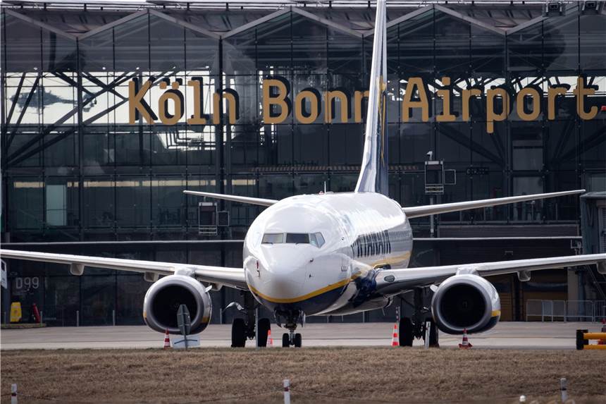 Massive Verspätungen am Flughafen Köln/Bonn - Airport hat großes Problem Am Flughafen Köln/Bonn gab es zuletzt massive Probleme.