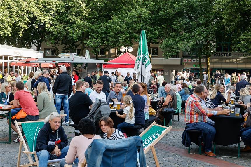 Hombrucher Marktplatz wird noch einmal zur Weinstube für alle Am Freitag (17.9.) kann sich Hombruch wieder zum gemütlichen Weintreff einfinden.