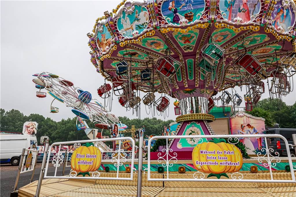 Neuer Kirmespark eröffnet in Dortmund: Das kann der FunDOmio-Ersatz Am Freitag (2.7.) eröffnet der Kirmespark "FreDOlino" in Dortmund Fredenbaum.