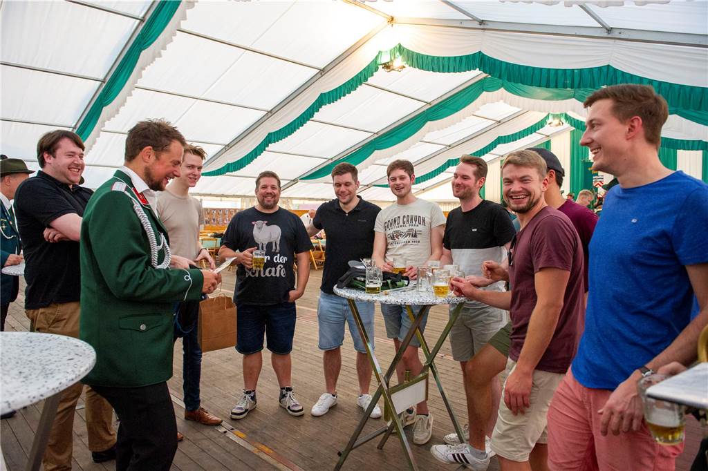 Am Freitagabend hat der Schützenball in Flaesheim stattgefunden.