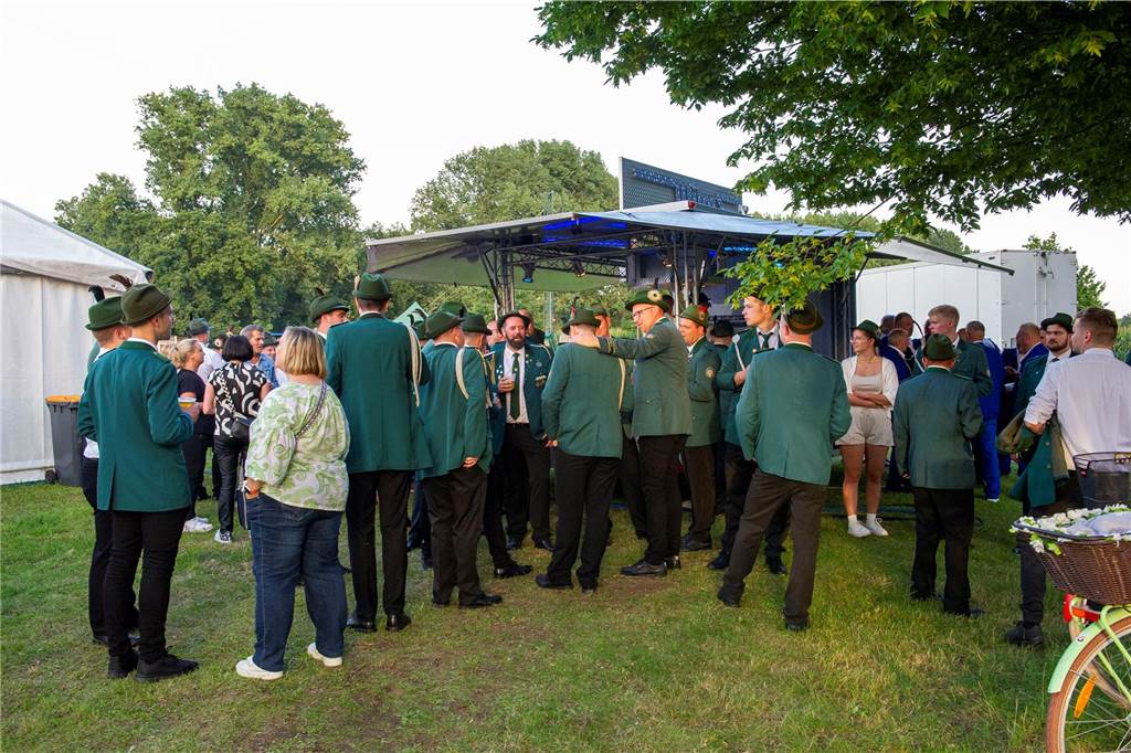 Am Freitagabend hat der Schützenball in Flaesheim stattgefunden.
