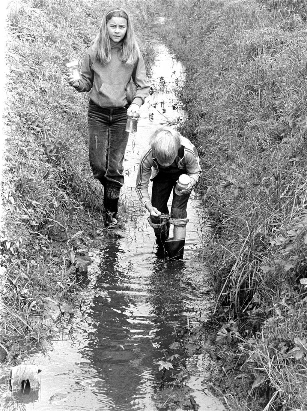 Am Fuchsbach tummelten sich vor 44 Jahren, im Sommer 1979, Kinder.