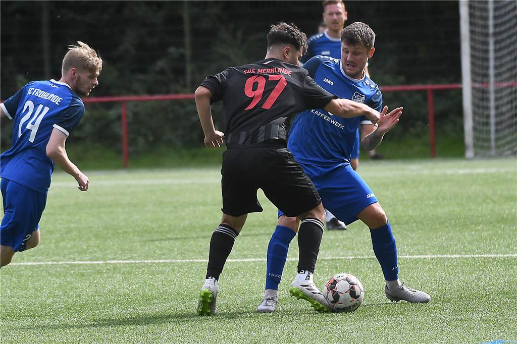 Am fünften Spieltag in Castrop-Rauxel gab es spannende Spiele im Jugend- und Seniorenfußball. Fotograf Volker Engel war vor Ort.