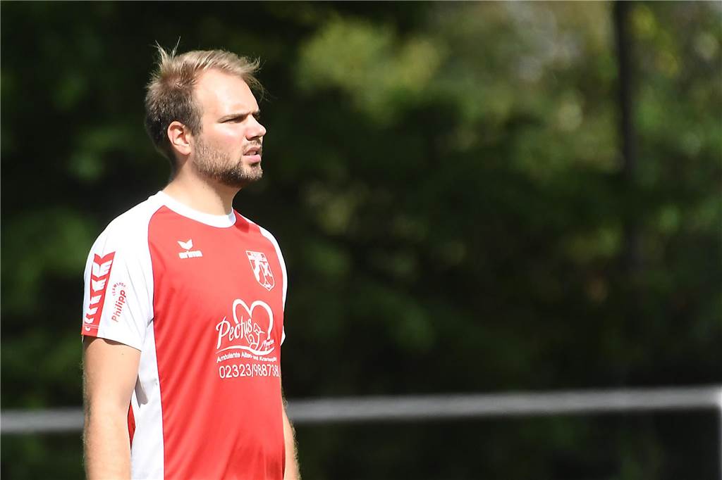 Am fünften Spieltag in Castrop-Rauxel gab es spannende Spiele im Jugend- und Seniorenfußball. Fotograf Volker Engel war vor Ort.