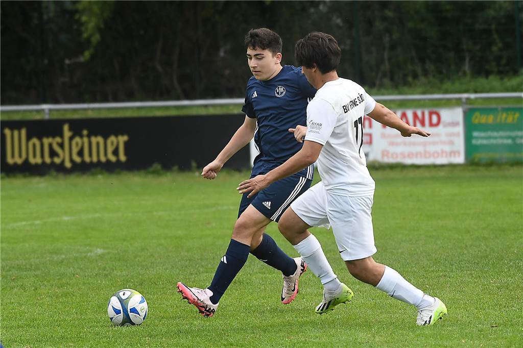 Am fünften Spieltag in Castrop-Rauxel gab es spannende Spiele im Jugend- und Seniorenfußball. Fotograf Volker Engel war vor Ort.